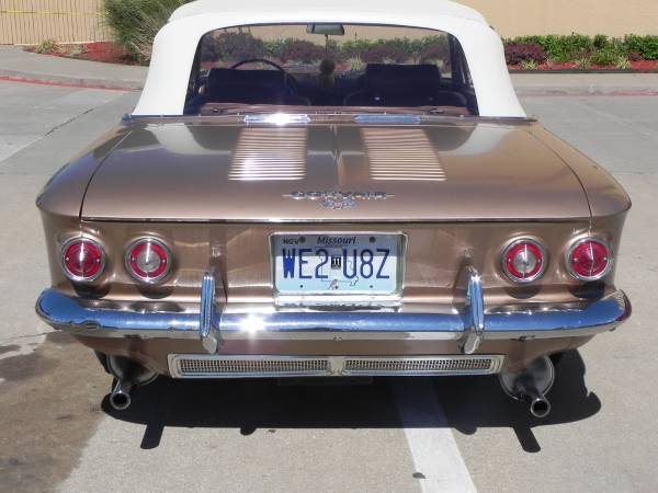 1963 Monza 900 Front View