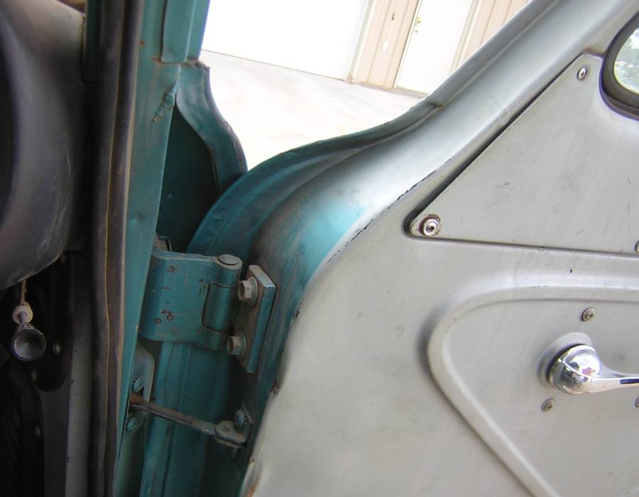 1961_rampside_b_interior_passenger_side_051.jpg